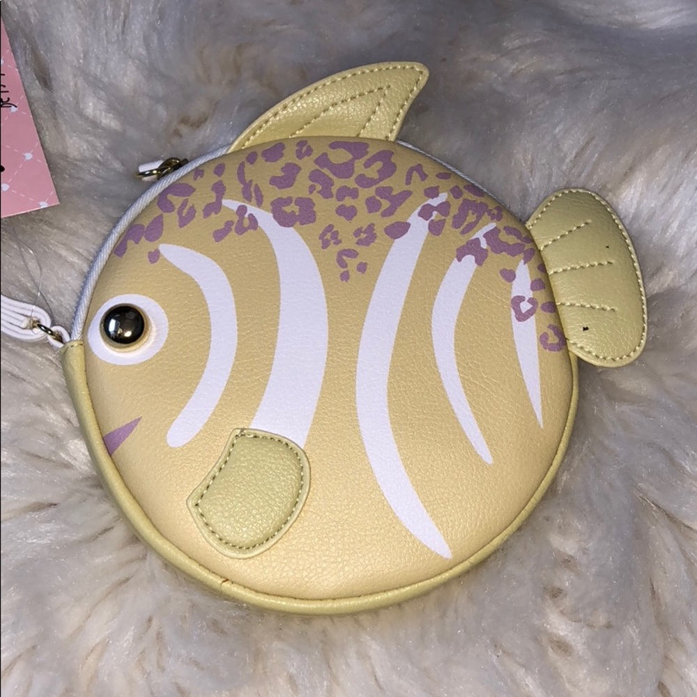 NWT BETSEY JOHNSON FISH WRISTLET